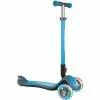 GLOBBER Elite Deluxe Mit Leuchtrollen, Scooter (hellblau)