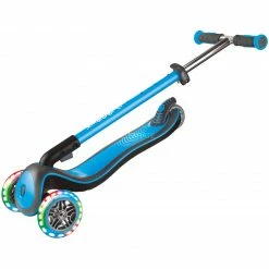 GLOBBER Elite Deluxe Mit Leuchtrollen, Scooter (hellblau) -Outdoor-Spielzeug Verkäufe GLOBBER Elite Deluxe mit Leuchtrollen Scooter@@1700341 4